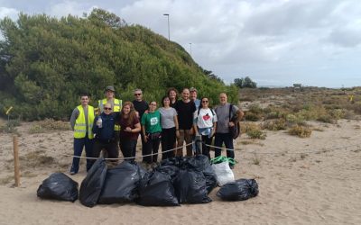 Extracció de flora exòtica invasora a l’Espai Natural Protegit Platja de Torredembarra i Creixell